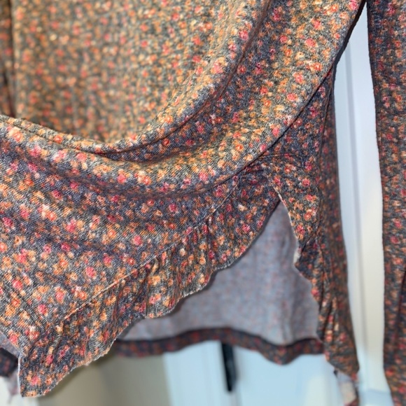 Lauran Conrad Top - Picture 6 of 8